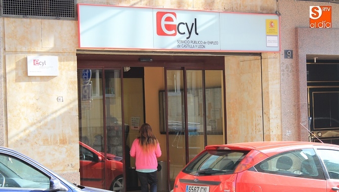 El fin de la temporada estival eleva el paro en Salamanca y el PSOE urge a la Junta a actuar