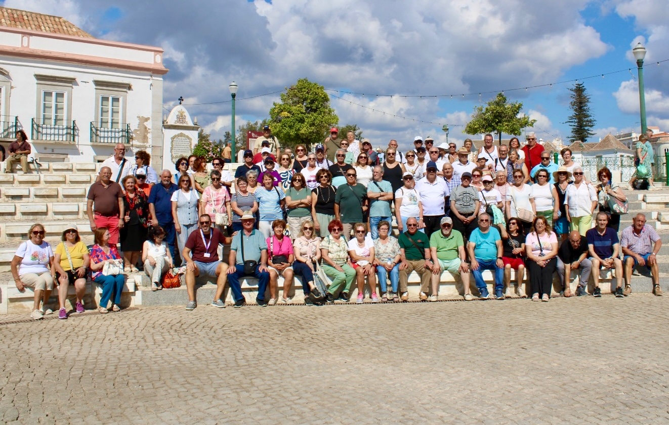 Cerca de 150 peñarandinos han disfrutado de la excursión municipal de mayores por Huelva y el Algarve