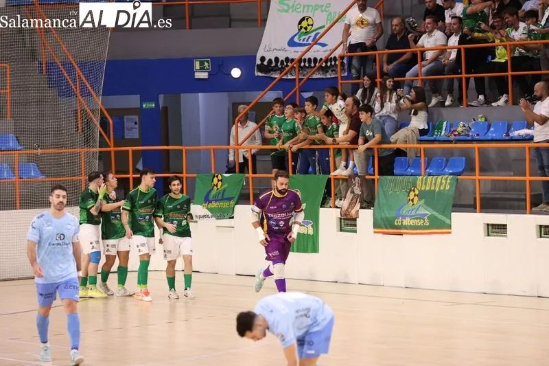 La primera tenía que ser así