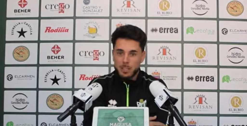VÍDEO | Jorge García, listo para estrenar el nuevo Municipal con el CD Guijuelo y avisa al Sporting de Gijón: ¿Y por qué no competir de tú a tú?