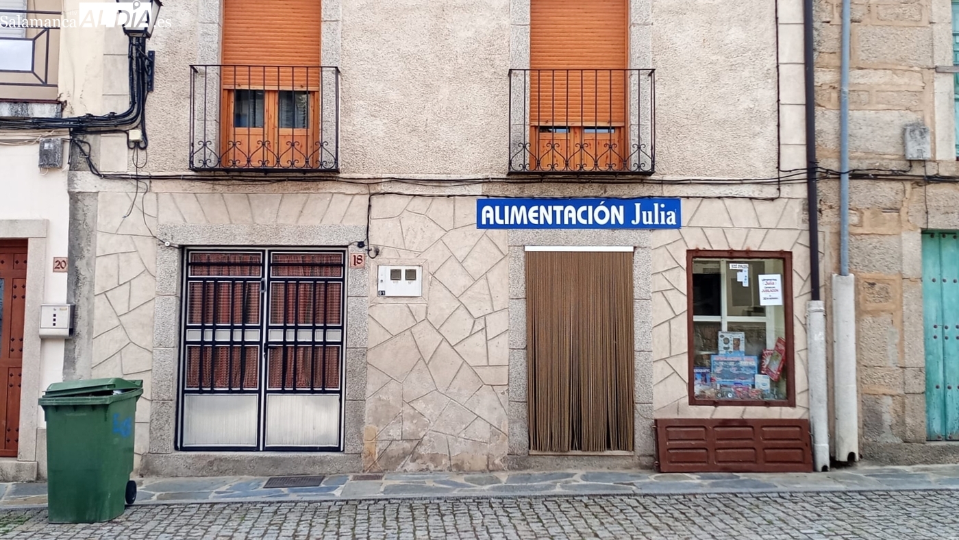 Vilvestre despide un histórico comercio de alimentación tras más de cuarenta años