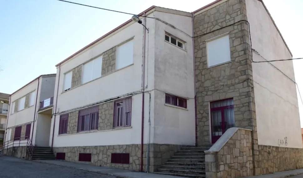 Lumbrales recibe 95.000 euros para crear salas multiusos y un espacio coworking en el edificio multiusos