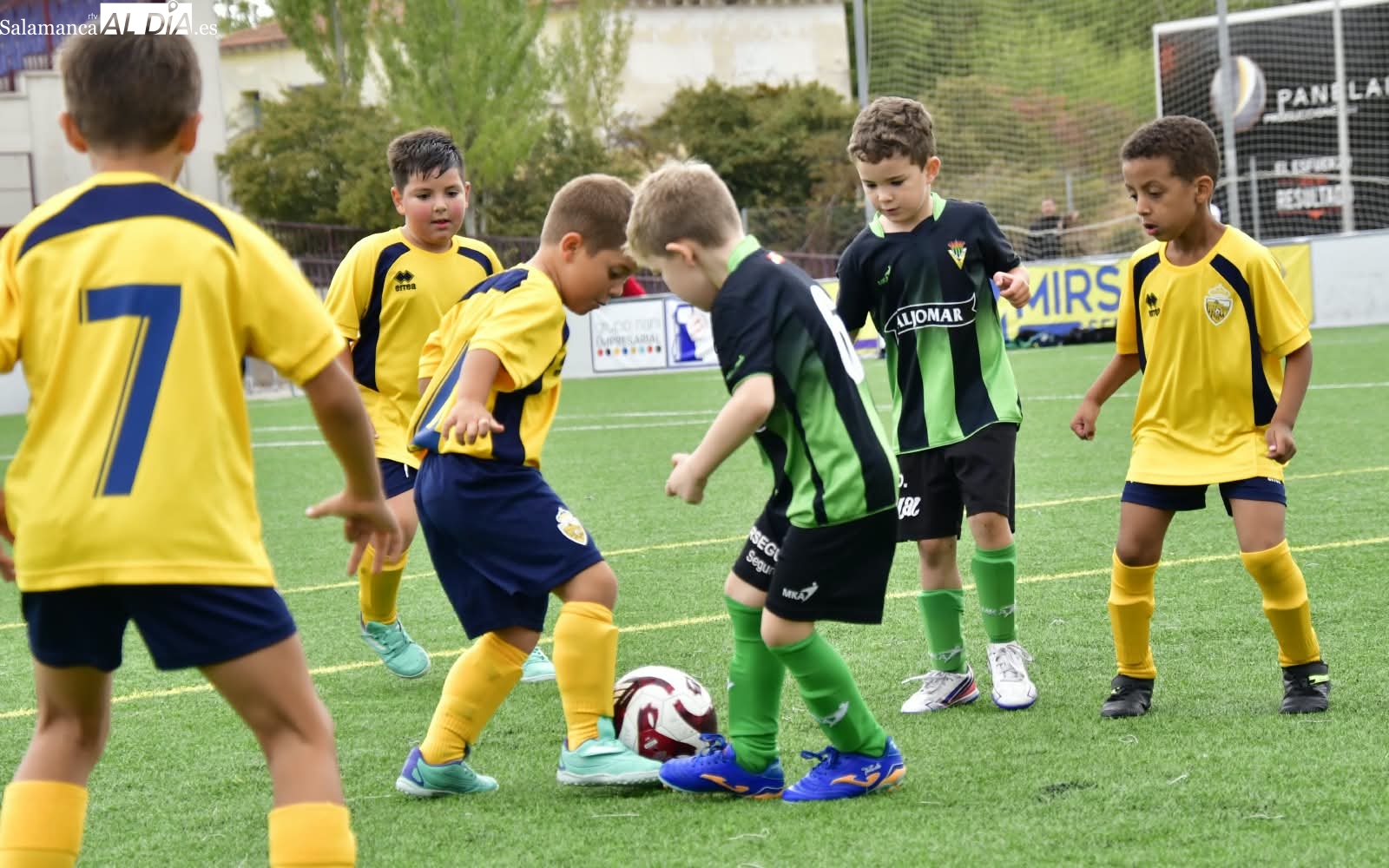FOTOS | El fútbol base charro recibe octubre con partidazos en los campos de la provincia