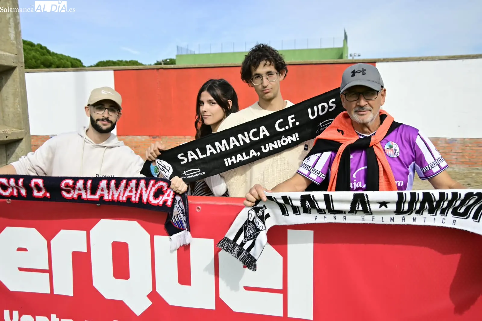 FOTOS | Más de 600 aficionados acompañan al Salamanca UDS en Tordesillas