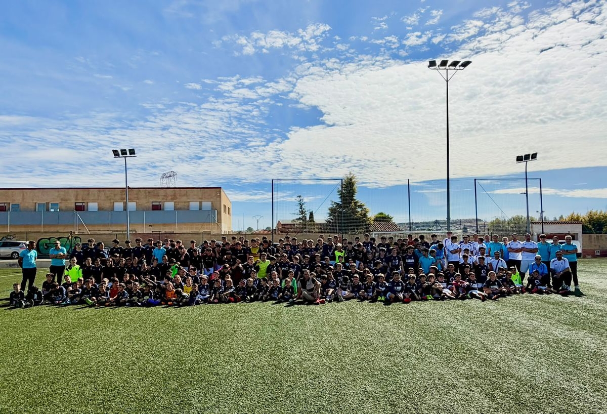 El Club Deportivo Villamayor inicia su temporada con 15 equipos y 230 futbolistas