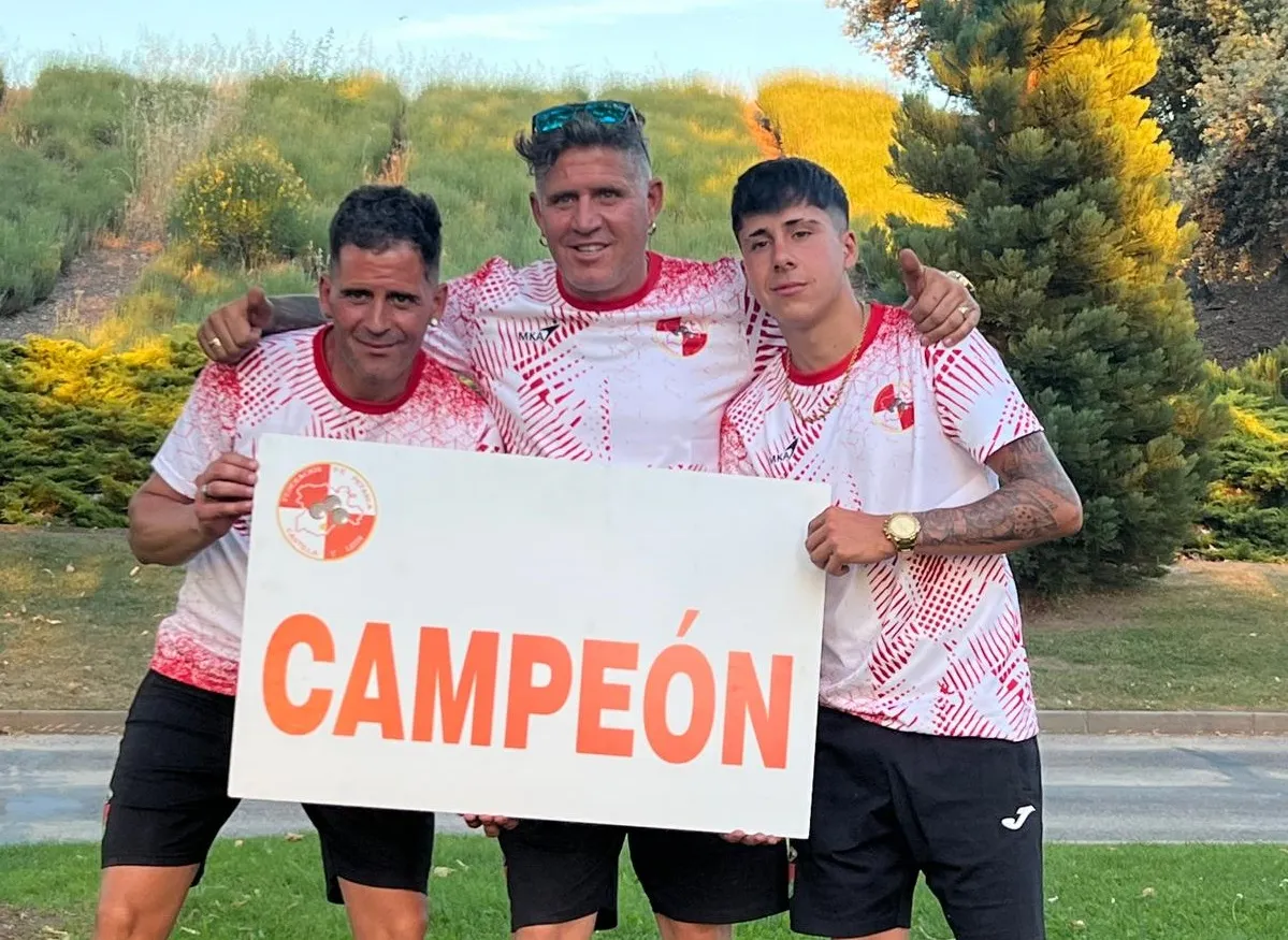 Los mirobrigenses Fran, Álex y Álvaro Sastre, a por el título nacional de petanca