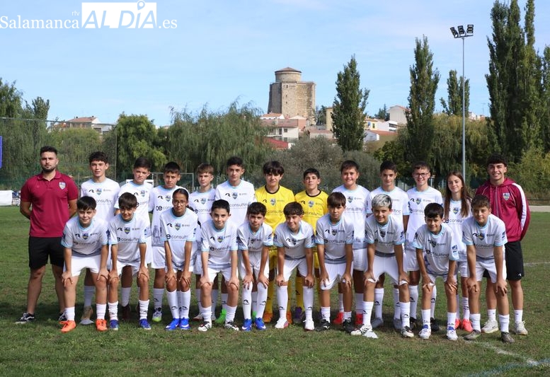 El Alba de Tormes CF presenta a 170 futbolistas distribuidos en once equipos
