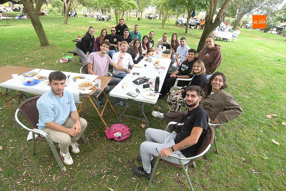 Alba de Yeltes despide La Galga con una comida popular