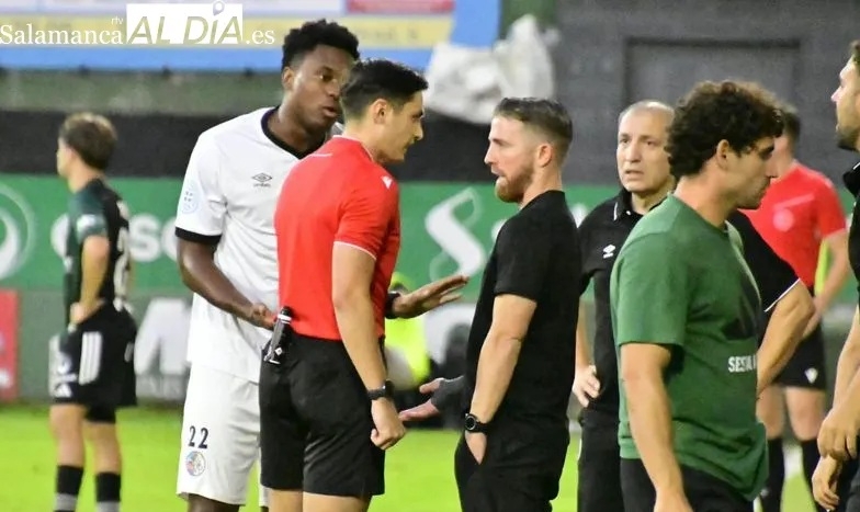 Muniain, tranquilizador sobre el estado de Caramelo: Parece que no es tan grave como creíamos en el Salamanca UDS