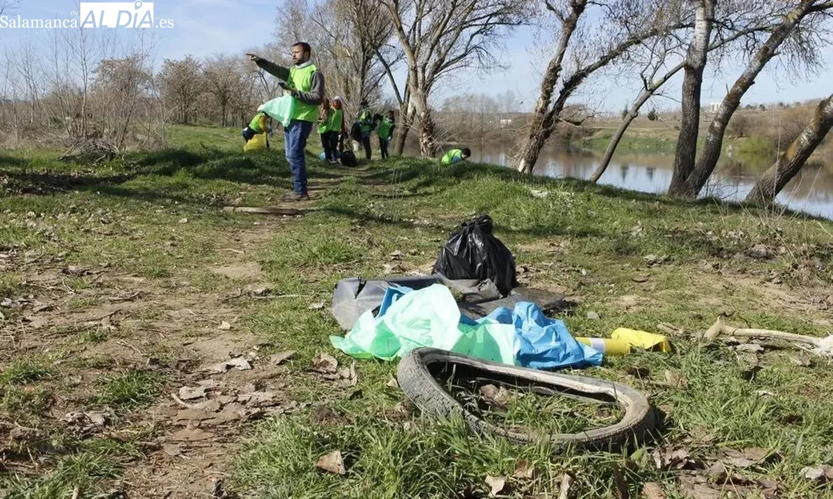 Jornada de limpieza de espacios naturales en Cabrerizos el 8 de noviembre