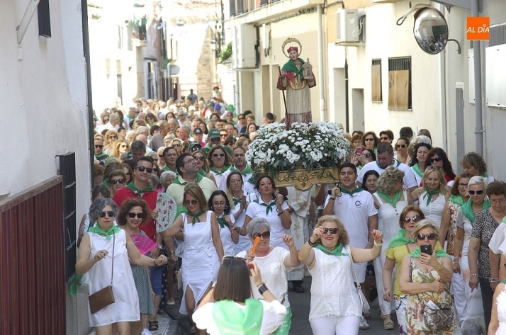 Devoción y alegría se mezclan en la procesión/ Fotos: Adrián Martín