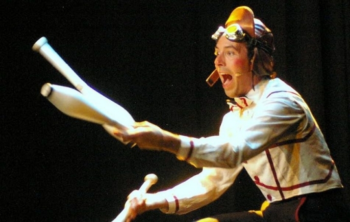 La compañía Innovarte abría la programación de esta edición con su espectáculo ‘Circo marítimo’