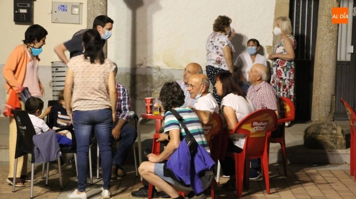 Foto 9 - Arrancan las fiestas de Guadramiro con el humor de Alberto Cabrillas  