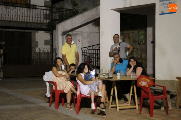Foto 5 - Arrancan las fiestas de Guadramiro con el humor de Alberto Cabrillas  