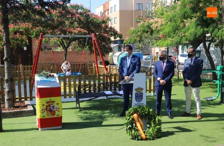 Inauguración de la plaza Víctimas del Terrorismo en Santa Marta, este sábado. Foto: Lydia González