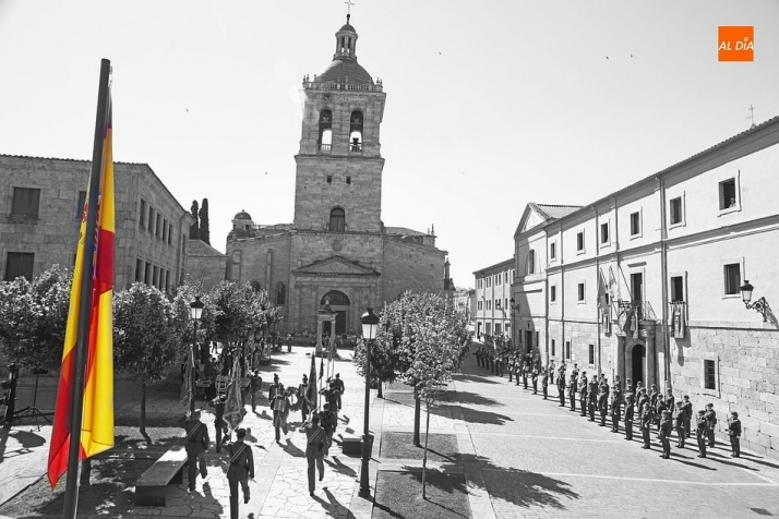 La Plazuela de Herrasti durante el homenaje | Fotos Adrián Martín