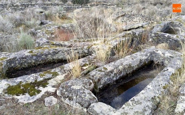 Foto 3 - Las Arribes protagonizar&aacute; en 2022 un cat&aacute;logo de tumbas rupestres y sarc&oacute;fagos  