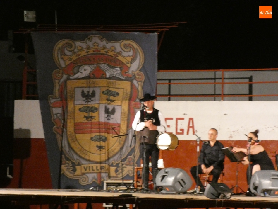 Actuación en la plaza de toros de Villoria el verano pasado. | Jorge Holguera