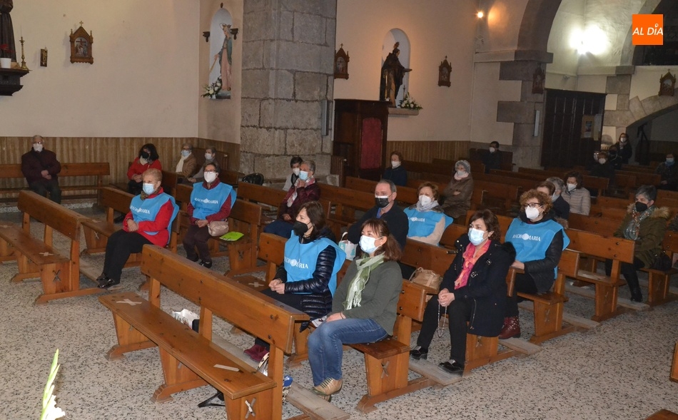 Voluntarios de Radio María en Ciudad Rodrigo durante un acto