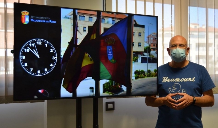 El concejal de Comunicación, Fernando Martínez, considera que estas pantallas son una buena manera de modernizar la forma en la que el Ayuntamiento transmite la información al ciudadano