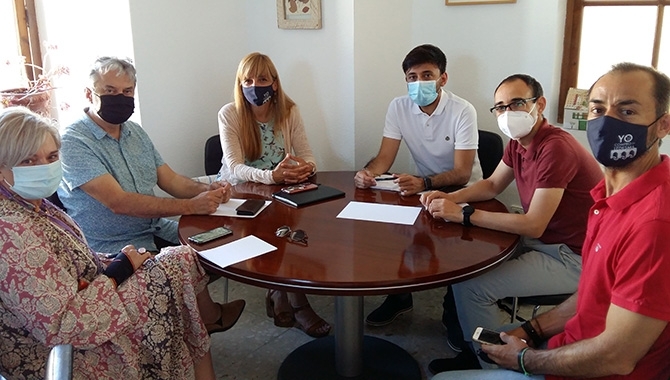 Los parlamentarios nacionales del PSOE han mantenido un encuentro de trabajo con la alcaldesa y el grupo municipal socialista de Ledesma