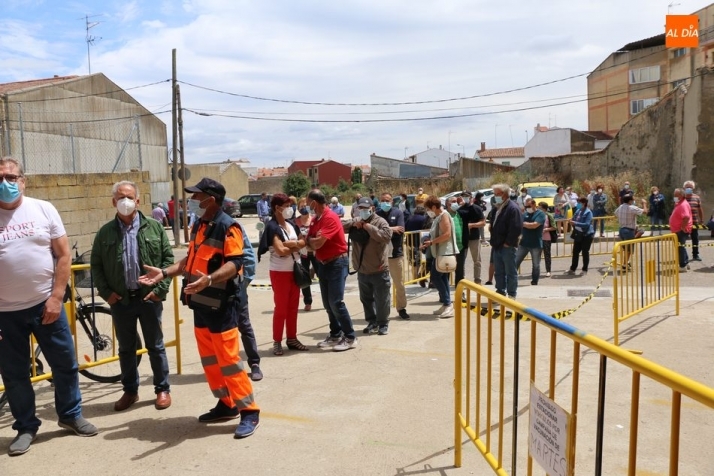 Cerca de medio millar de personas nacidas entre 1956 y 1961 reciben su segunda dosis de AstraZeneca ...