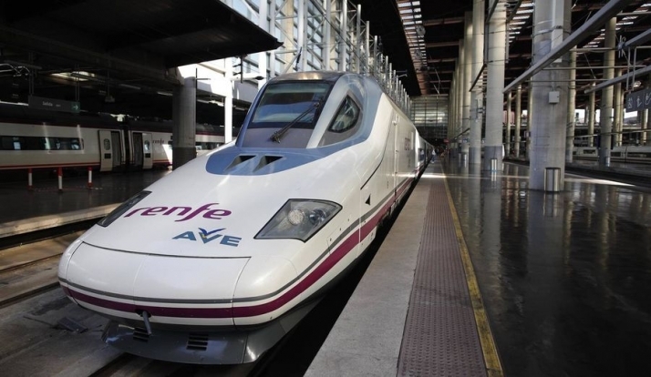 Uno de los trenes de alta velocidad. Foto EP