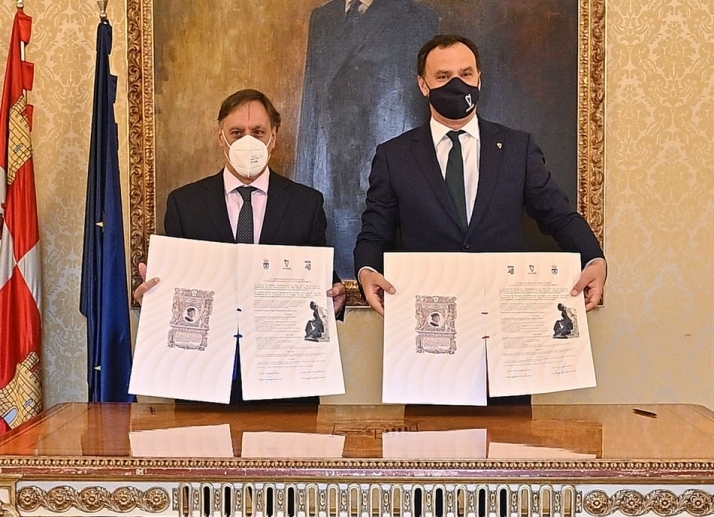 Carlos García Carbayo y José Benito Barroso Sánchez, alcaldes de Salamanca y Lebrija respectivamente