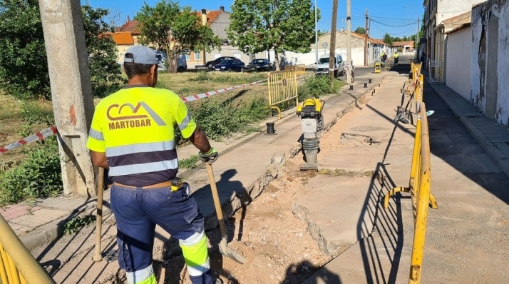 Renovación de tuberías en la calle Juan Manso