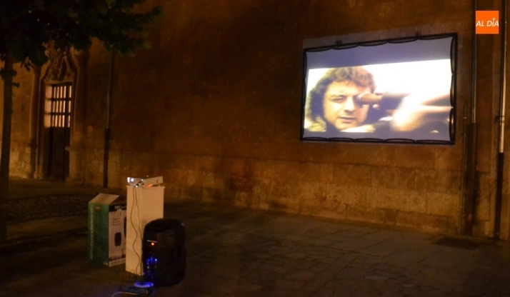 Foto 5 - Estrenadas las proyecciones callejeras de cortos en torno a la Guerra de la Independencia  