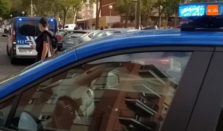 Foto de archivo de una intervención anterior de la Policía Local en la calle Alfareros
