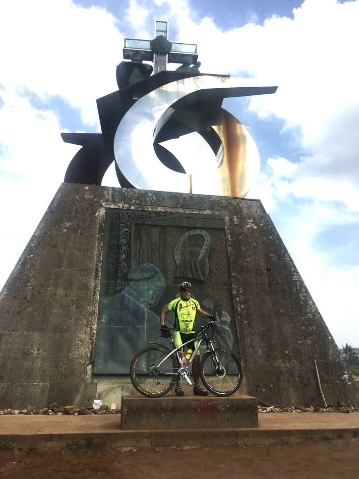 Foto 7 - Llega a Santiago la expedici&oacute;n de ciclistas de Vitigudino  
