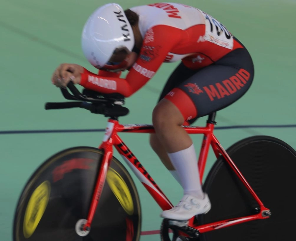 Irati Pablo y Zayra Varea, del HyD Salamanca, logran tres medallas en el Campeonato de España de Pista