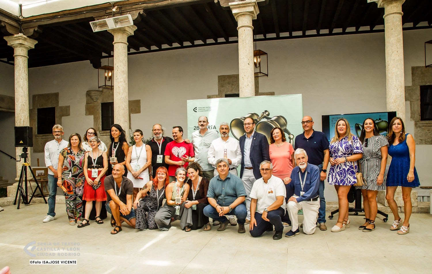 Civitas busca las mejores iniciativas escénicas de España y Portugal para sus premios Rosa Mª García Cano