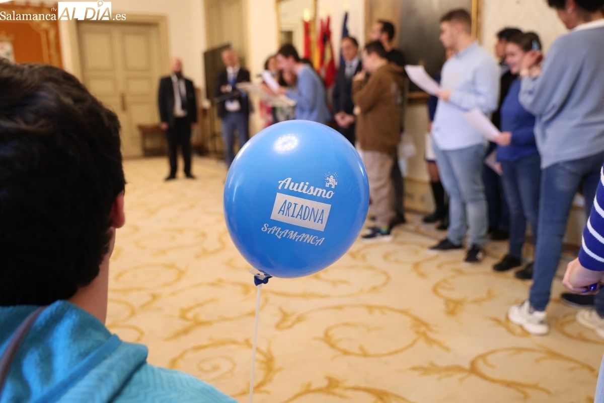 Día del Autismo en Salamanca: acto en la Plaza Mayor el 9 de abril