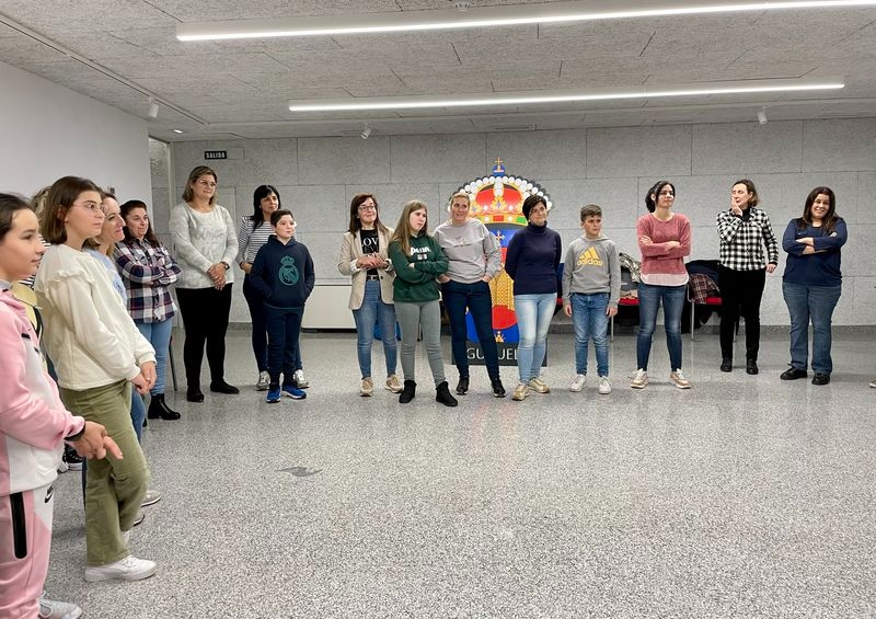Las familias de Guijuelo se forman en transformación digital y nuevas tecnologías