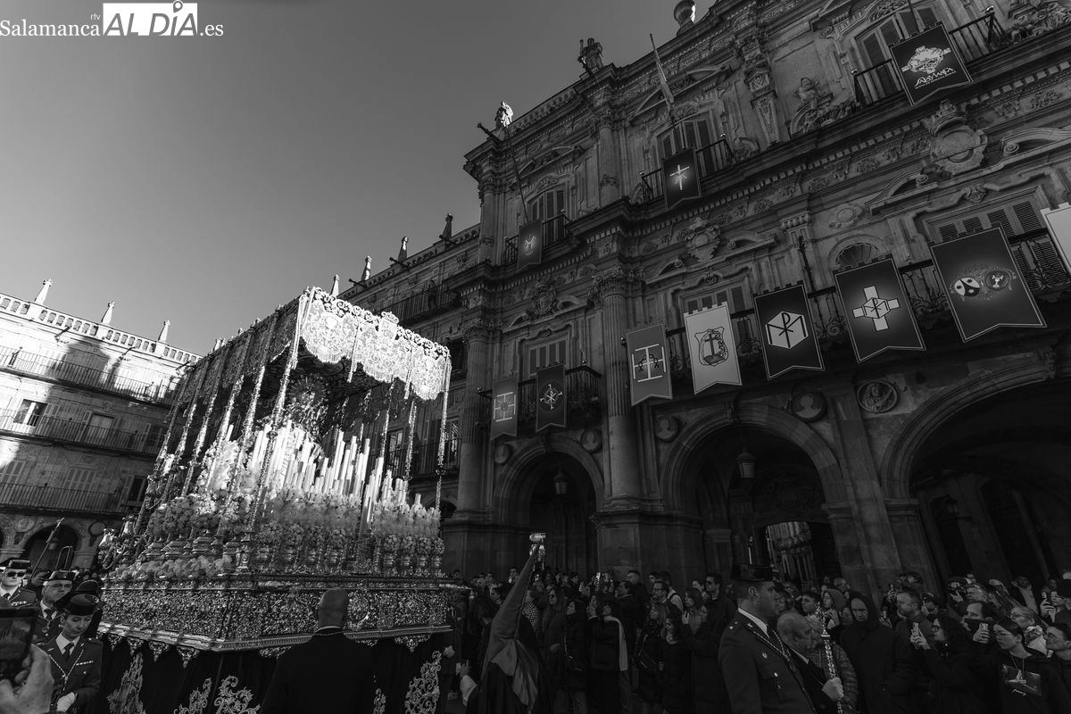 La Semana Santa de Salamanca, en blanco y negro | Fotos: David Sañudo