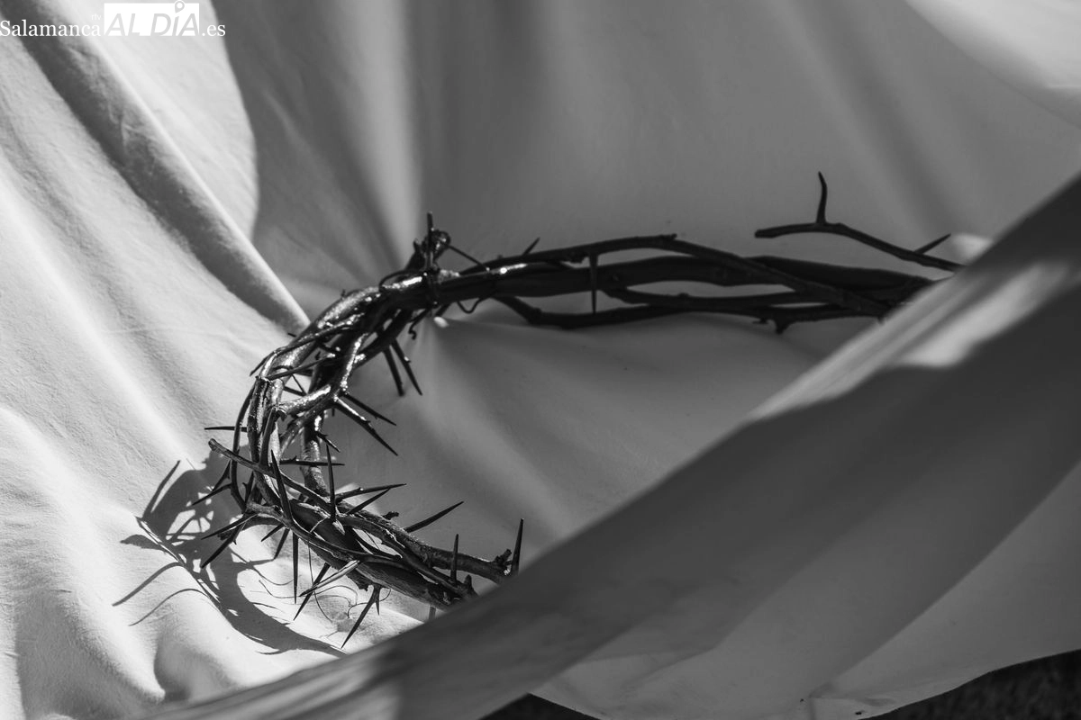 La Semana Santa de Salamanca, en blanco y negro | Fotos: David Sañudo