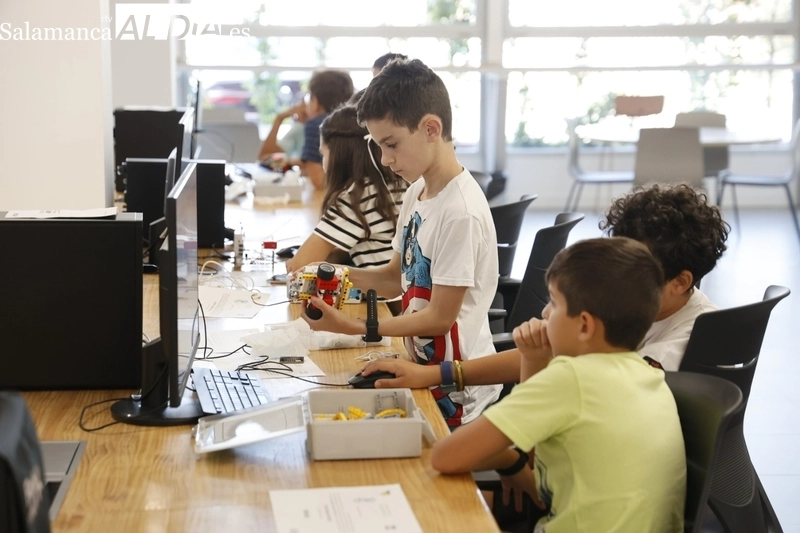 Tallere4s gratuitos de robótica, diseño en 3D o actividades tecnológicas para 216 menores salmantinos 