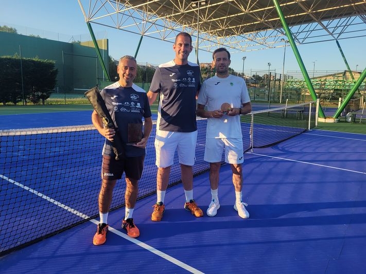 Más de cien participantes en el III torneo de tenis y pádel ‘Villa Alba de Tormes 2023’