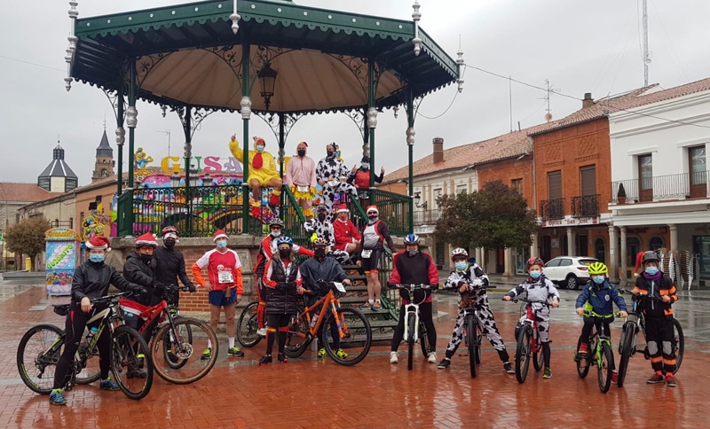 El Club Triatlón 37300 celebra una animada San Silvestre
