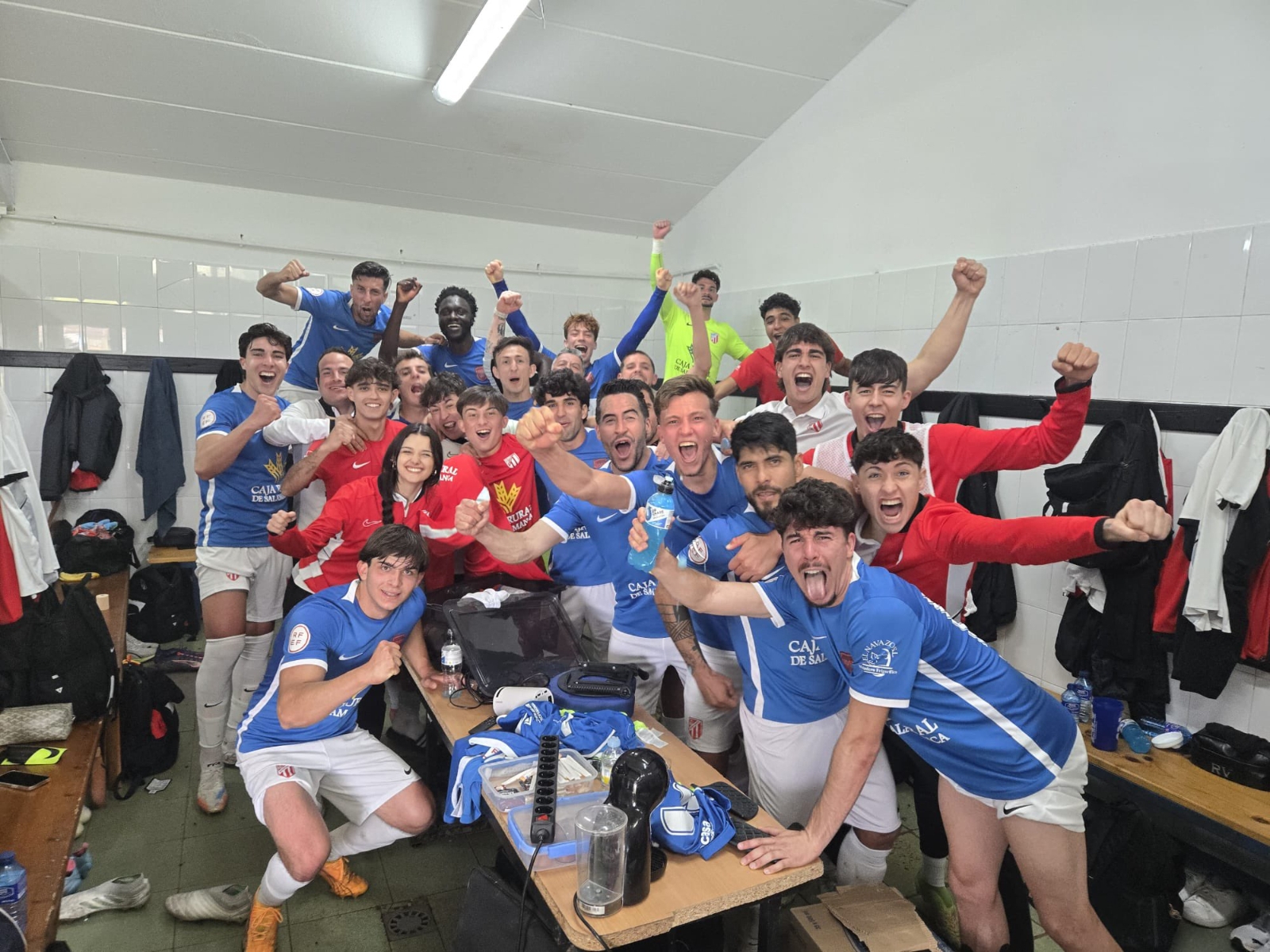 Victoria de la UD Santa Marta ante el Mirandés B jugando con uno menos (2-3)