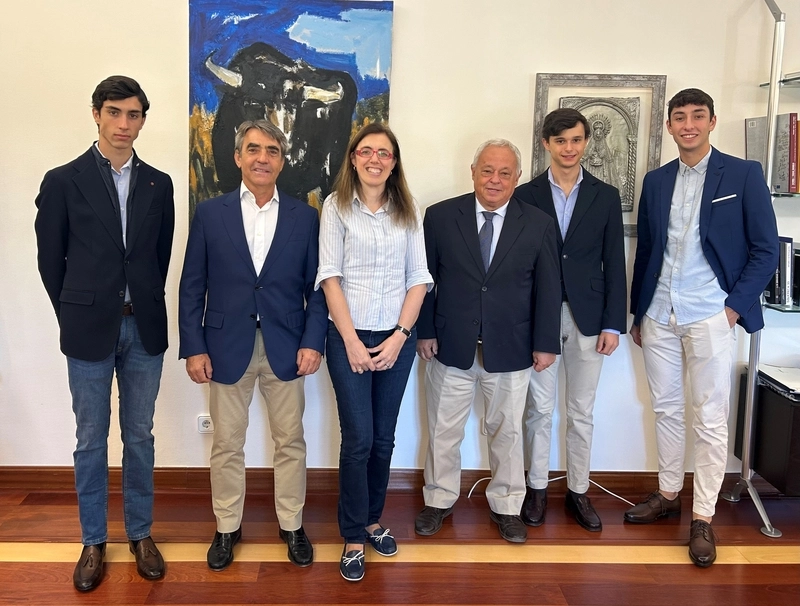 Gonzalo Santonja recibe a los finalistas del Circuito de Novilladas de Castilla y León