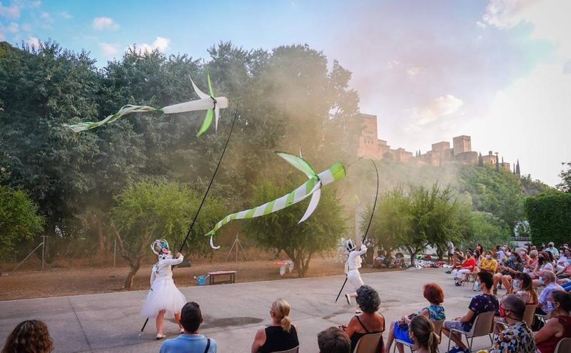 La compañía Cal y Canto presentará este sábado en Monleras ‘El jardín del viento’