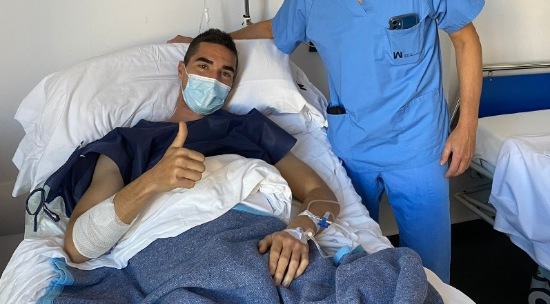 Iván Casado, operado con éxito después de romperse el peroné