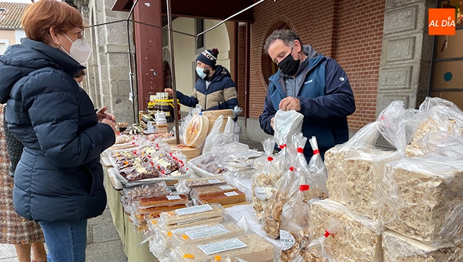 El jueves del turrón, más que una tradición en Peñaranda que ahora busca relevo generacional para poder continuar