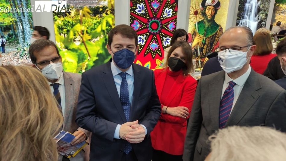 Mañueco, en FITUR: La apuesta de futuro de la comunidad pasa por el turismo rural