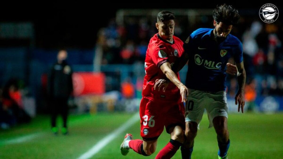 El exjugador del Salamanca UDS Tirlea debuta en la Liga con el Alavés  