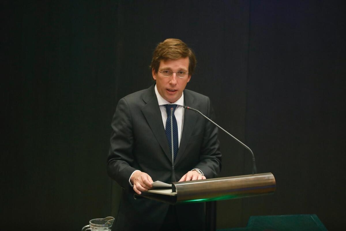 Martínez-Almeida y García Egea, positivos en Covid-19 