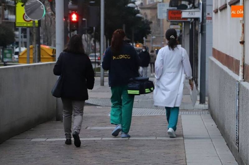 Atención Primaria: déficit de profesionales, sobrecarga laboral y pocos minutos para atender a los pacientes